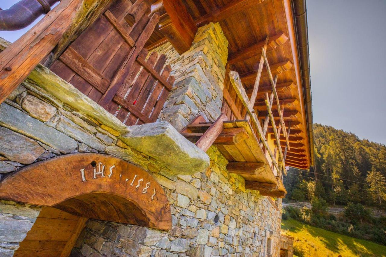 Casa Vacanze Petit Haury - Alloggi Ad Uso Turistico Vda Arvier N 0039 E N 0040 - المظهر الخارجي الصورة